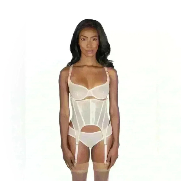 Sheer Corset Garter Bets by Less Is  Amor - Picture 4 of 6